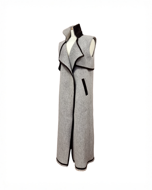 VOLNEN PLAŠČ BREZ ROKAVOV